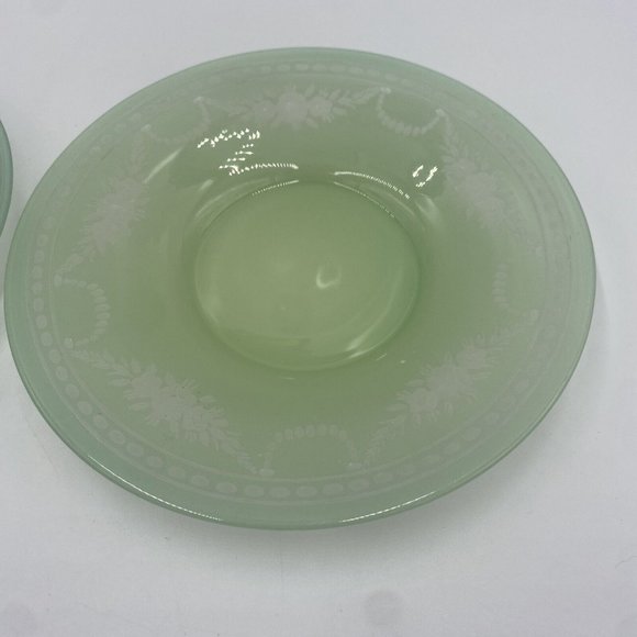 Jade Green Art Glass 7” Plates Engraved to Alabaster, Carder Steuben ? Unmarked - Picture 9 of 16